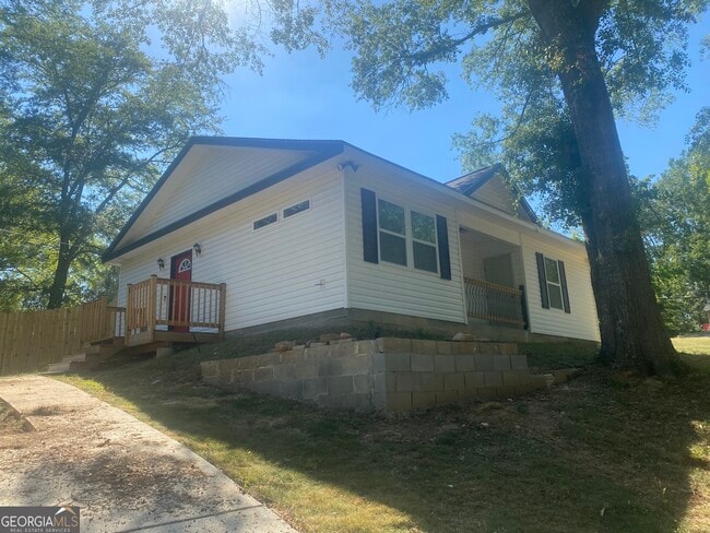 825 S Forest Lake Dr in Macon, GA - Building Photo - Building Photo