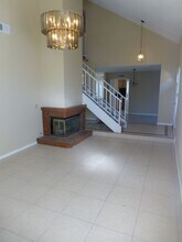 20043 Gilbert Dr in Santa Clarita, CA - Building Photo - Building Photo