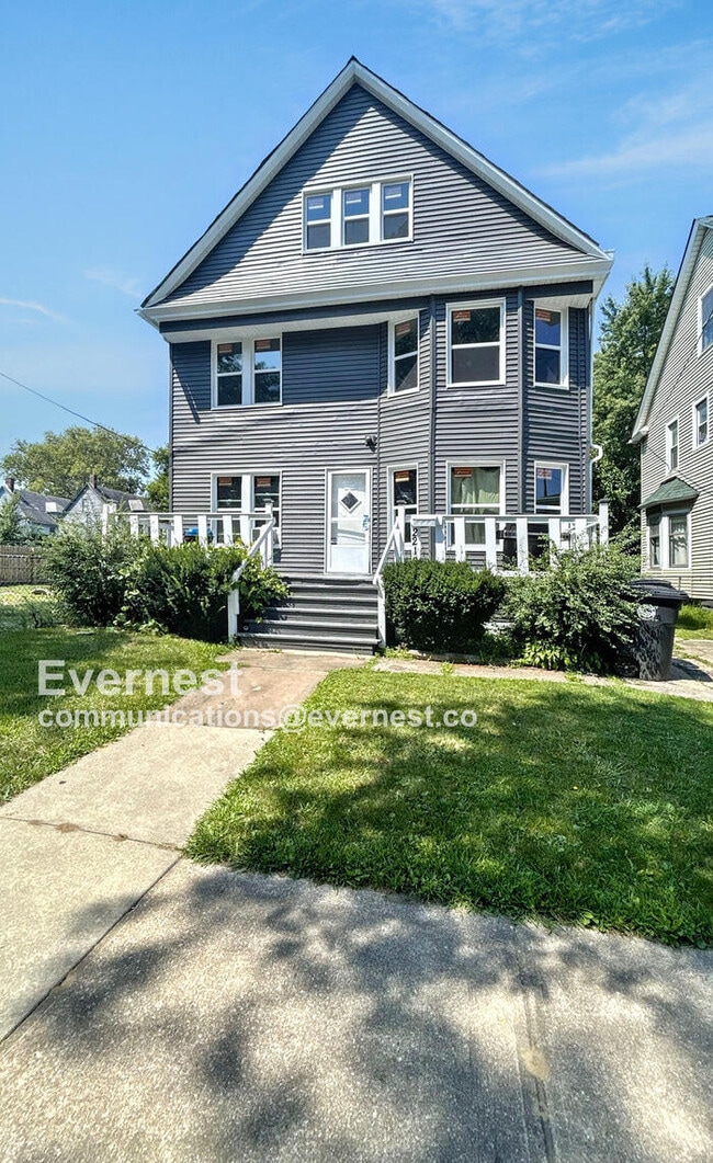 property at 2216 E 82nd St