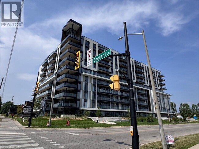 575 Conklin Rd in Brantford, ON - Building Photo - Building Photo