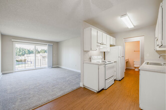 Sundancer Apartment in Auburn, WA - Foto de edificio - Interior Photo