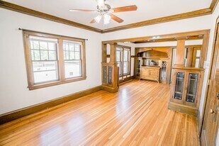 990 Grand Ave in St. Paul, MN - Building Photo