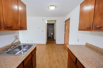 Pillsbury Apartments | 2200 in Minneapolis, MN - Building Photo - Building Photo