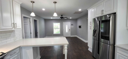 105 Mable St-Unit -A in Baytown, TX - Building Photo - Building Photo