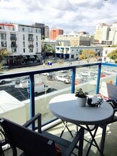 875 G St, Unit 310 in San Diego, CA - Foto de edificio - Building Photo