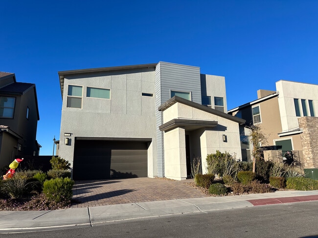 property at 3228 Cristallo Ave