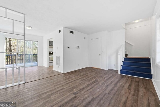 1073 Laurel Ln NW in Conyers, GA - Building Photo - Building Photo