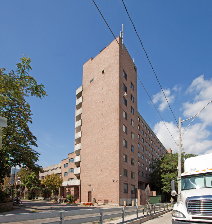 Harmony B Housing Co-operative in Toronto, ON - Building Photo