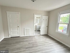 33-33 Carroll Ave in Monroe, NJ - Building Photo - Building Photo