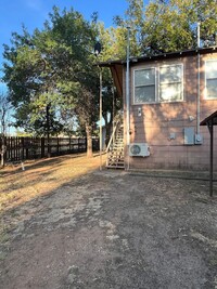 1707 Kemp Blvd in Wichita Falls, TX - Foto de edificio - Building Photo