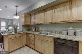 1828 Wilkens Ave in Baltimore, MD - Foto de edificio - Building Photo