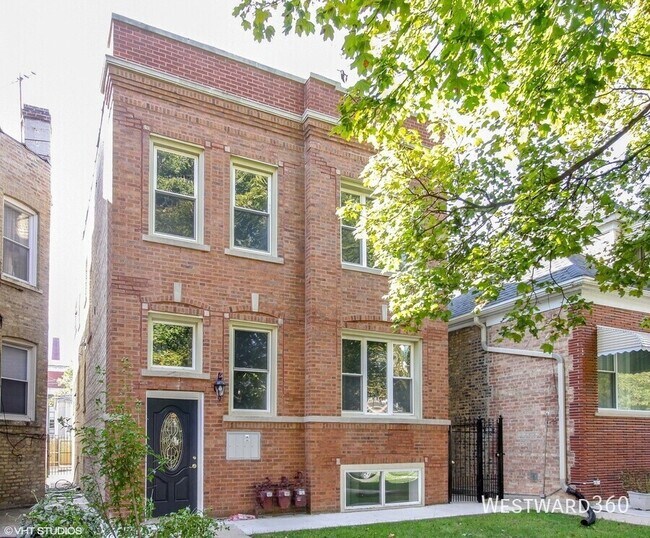 4343 W Drummond Pl in Chicago, IL - Building Photo - Building Photo