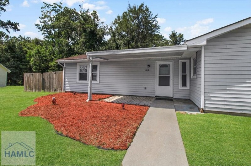 160 Cherokee Cir in Hinesville, GA - Building Photo