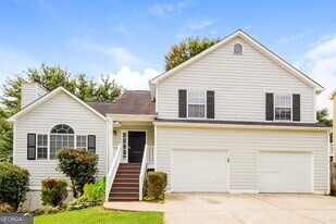 2231 Dresden Green in Kennesaw, GA - Building Photo