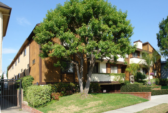 3515 Keystone Ave in Los Angeles, CA - Foto de edificio - Building Photo