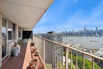 6040 BLVD E in West New York, NJ - Foto de edificio - Building Photo