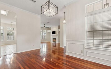 1912 Bluebonnet Way, Unit B309 in Orange Park, FL - Foto de edificio - Building Photo