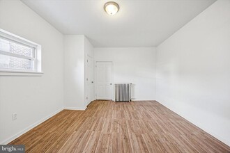 6107 Noble St in Philadelphia, PA - Building Photo - Building Photo