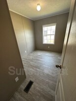 209 W Tower Ln in Rocky Mount, NC - Building Photo - Building Photo