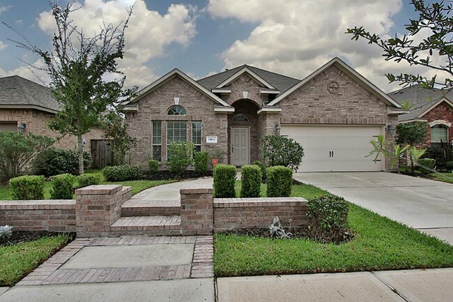 18823 Cove Pointe Dr in Cypress, TX - Building Photo - Building Photo