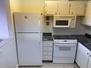 400 Village Green Cir W in Palm Springs, FL - Building Photo - Building Photo