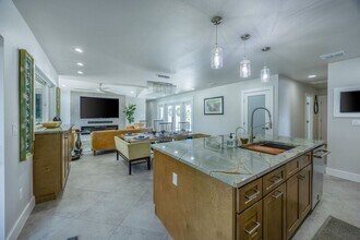 2952 De Brocy Way in Winter Park, FL - Building Photo - Building Photo