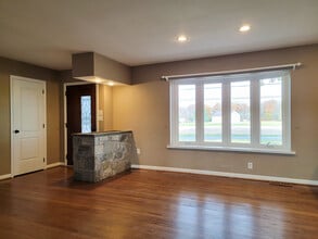 502 W Newport Rd in Lititz, PA - Foto de edificio - Building Photo