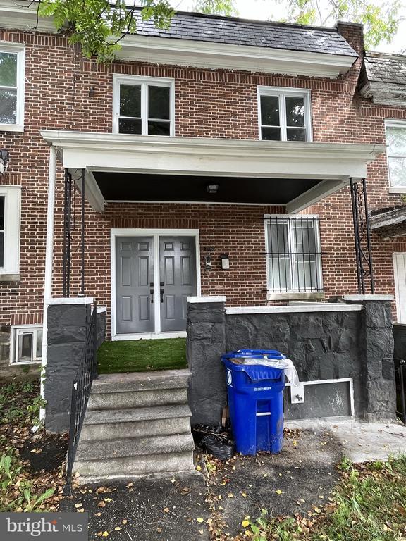 property at 2462 Keyworth Ave