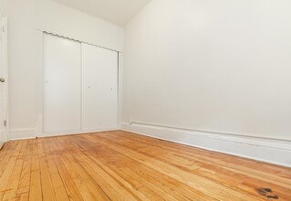 154 W 29th St in Bayonne, NJ - Building Photo - Building Photo
