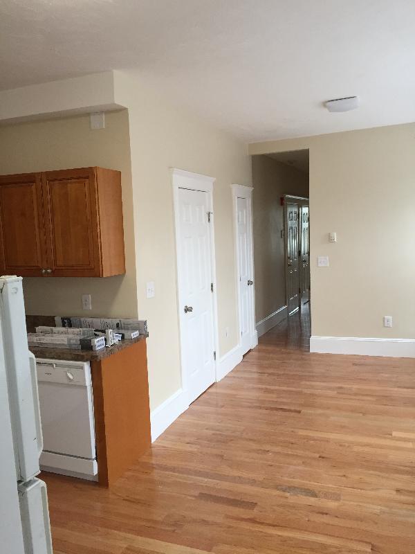 888 Huntington Ave, Unit Huntington Ave in Boston, MA - Foto de edificio - Building Photo