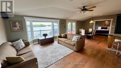 18 Mitchellview Rd in Kawartha Lakes, ON - Building Photo - Building Photo