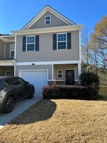4767 Beacon Ridge Ln in Flowery Branch, GA - Building Photo