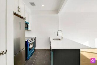 103 Grove St in Brooklyn, NY - Building Photo - Building Photo