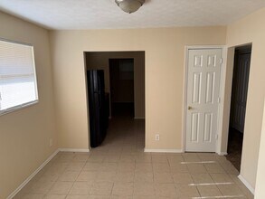 6533 Cooper Ln in Jacksonville, FL - Building Photo - Building Photo