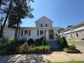 108 Oxonia Ave in Neptune City, NJ - Building Photo