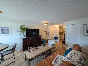 25 Webster Ave, Unit 402 in Somerville, MA - Building Photo - Building Photo