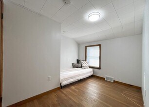 120 Crestmont Ave in State College, PA - Building Photo - Building Photo