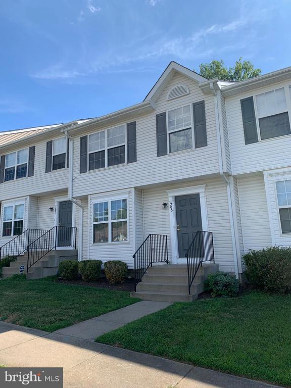 105 Merrill Ct in Stafford, VA - Building Photo - Building Photo
