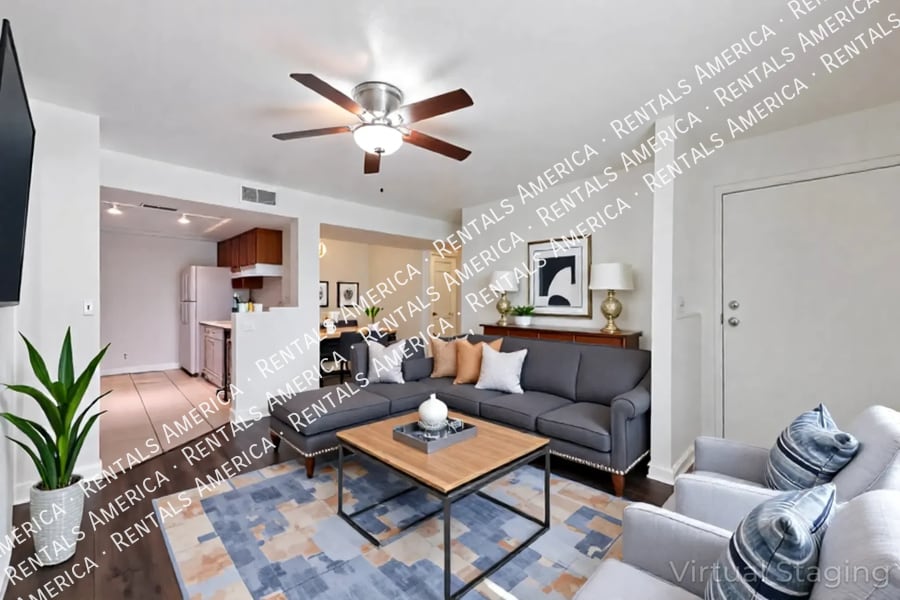 16602 N 25th St in Phoenix, AZ - Foto de edificio