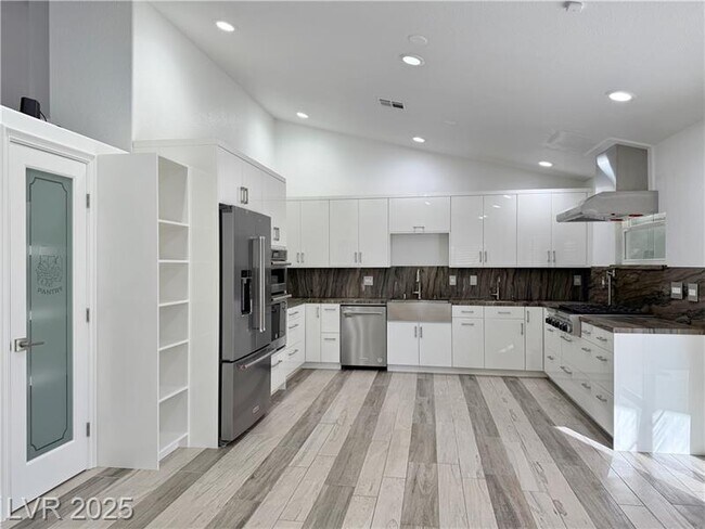 3760 Yorba Linda Dr in Las Vegas, NV - Building Photo - Building Photo