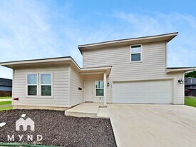 109 Frierson St, Unit Unit 4 in Waxahachie, TX - Building Photo