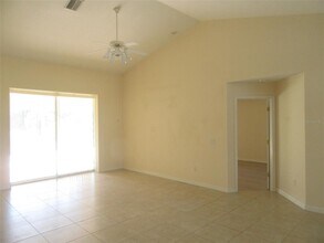 8171 Rocliff Ave in North Port, FL - Building Photo - Building Photo