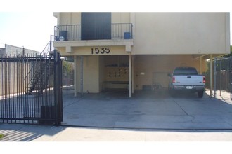 1535 W 23rd St in Los Angeles, CA - Building Photo - Building Photo