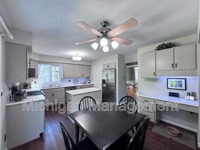 42098 Banbury Rd in Northville, MI - Building Photo - Building Photo