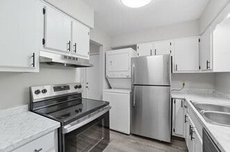812 Villa Park Ct in Fort Wayne, IN - Building Photo - Building Photo
