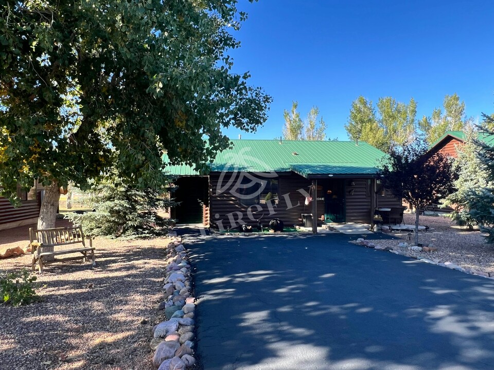 2344 Buffalo Loop in Overgaard, AZ - Building Photo