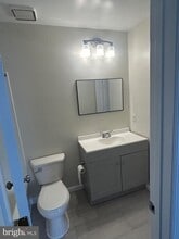 4008 Summer Hollow Ct in Chantilly, VA - Building Photo - Building Photo