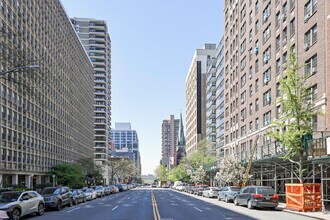 135 W 96th St in New York, NY - Foto de edificio - Building Photo