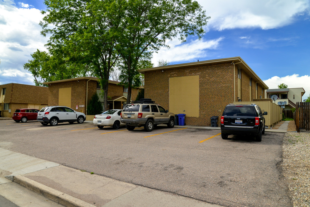 1707-1721 E 16th St in Loveland, CO - Foto de edificio