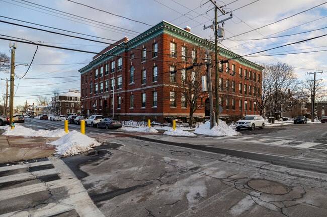 Lamerand Enterprises in Nashua, NH - Building Photo - Building Photo